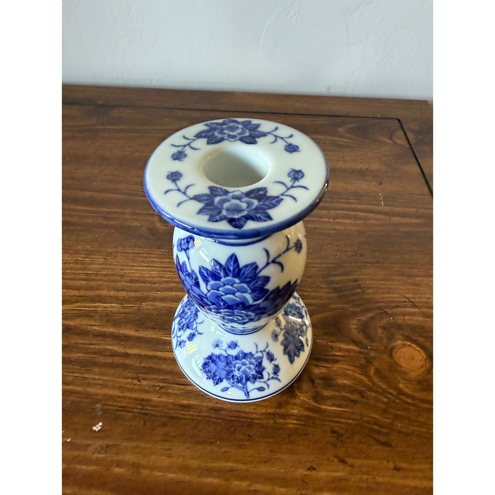 Vintage Blue and White Porcelain Chinoiserie Floral Candlestick Holder 6 Inch